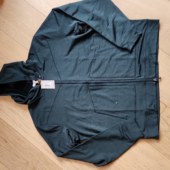 Peter Millar Beaumont Performance Full-Zip Hoodie in Balsam - Picture 14 of 16